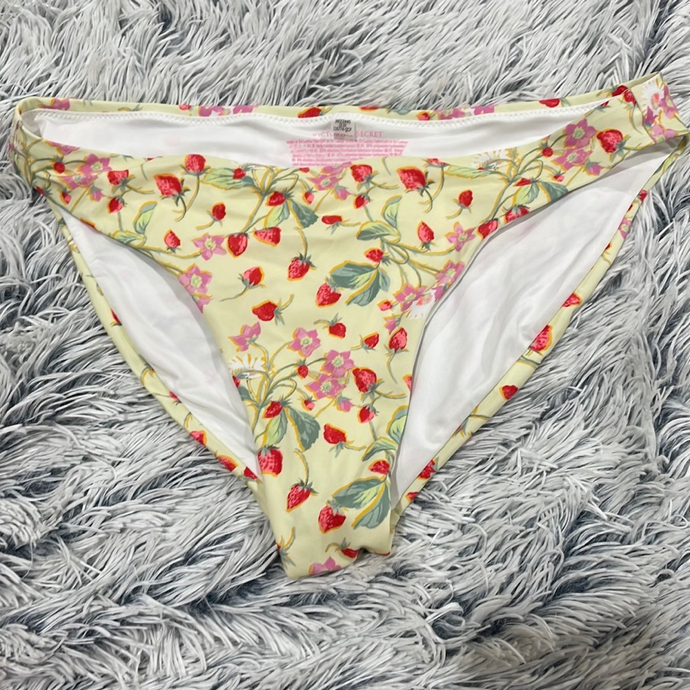 VS bikini bottom size large.